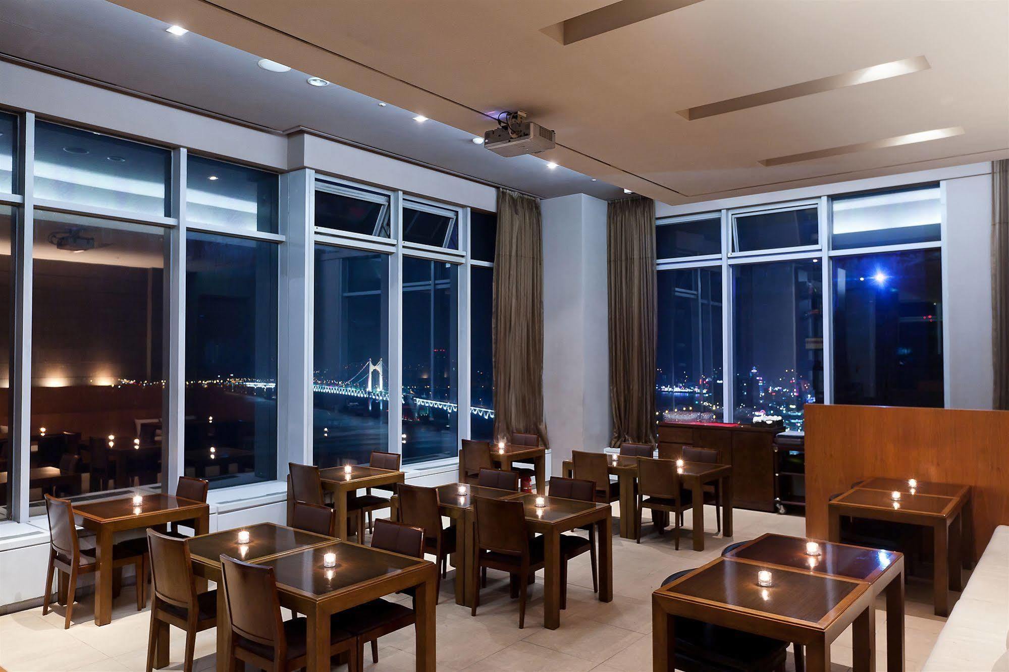 Hanwha Resort Haeundae Busan Esterno foto